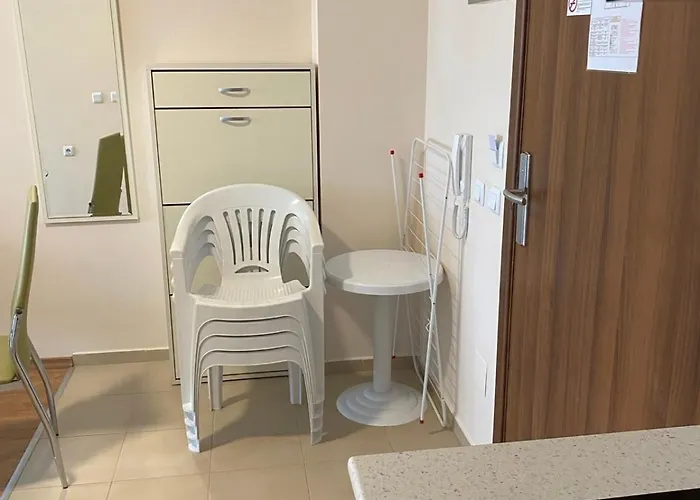 Premier Ap. №376 Section: E-3 * 圣弗拉斯