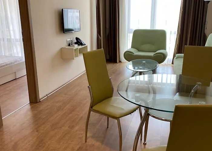 Premier Ap. №376 Section: E-3